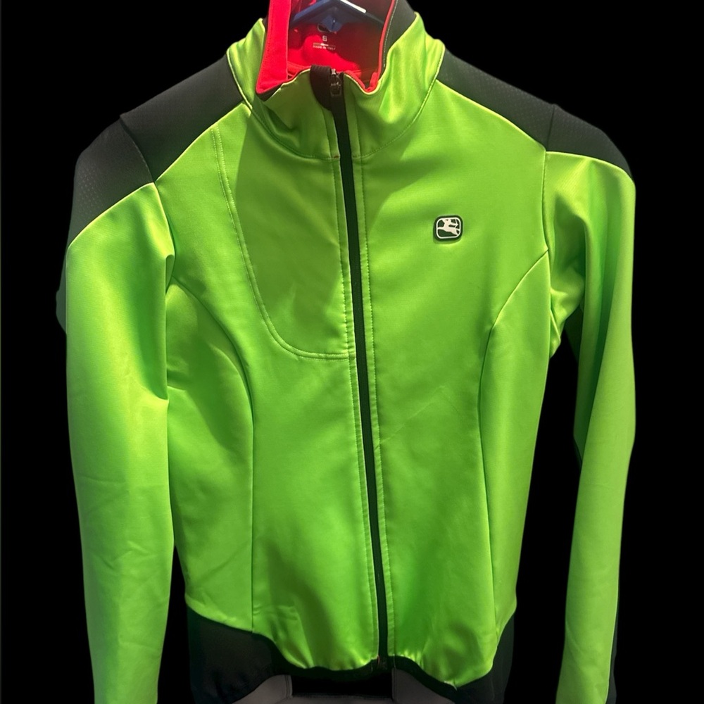 Bright Green Cycling jacket 
Size small women
Giordana